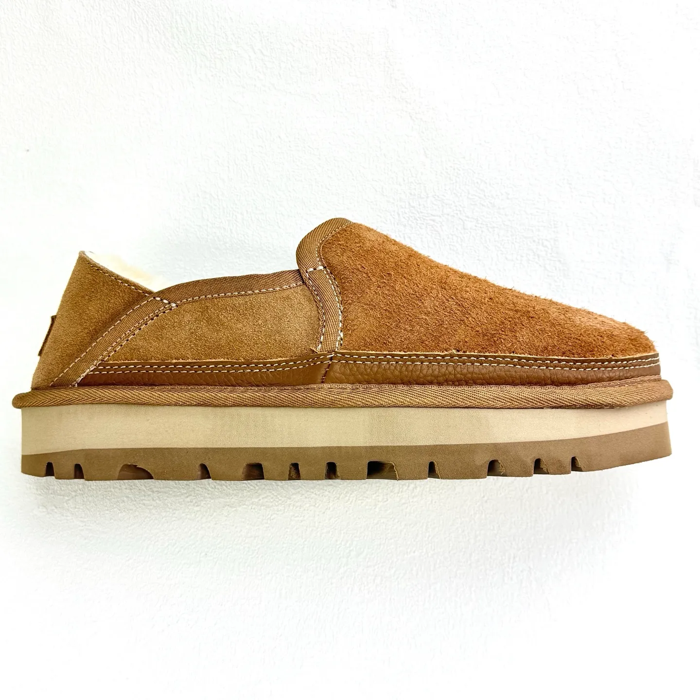 Local 💰480 supports delivery platform operation! Ugg men's slip-on series, cow suede surface with wool lining, warm and comfortable, easy to put on and take off# Size: 39 40 41 42 43 44 45#